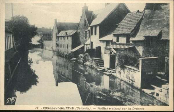 Conde-sur-Noireau Calvados Vieilles Maison Druance