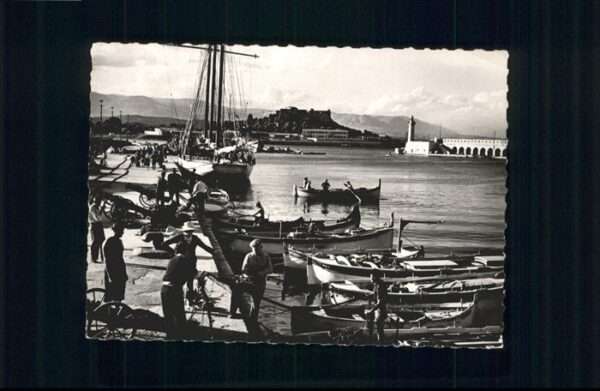 Antibes Alpes Maritimes Antibes Port Pecheurs Fort Carre