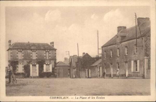 Cormolain Place Ecole