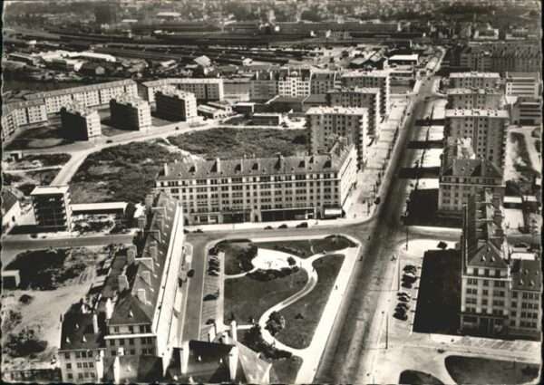 Caen Calvados Fliegeraufnahme Place Resistan