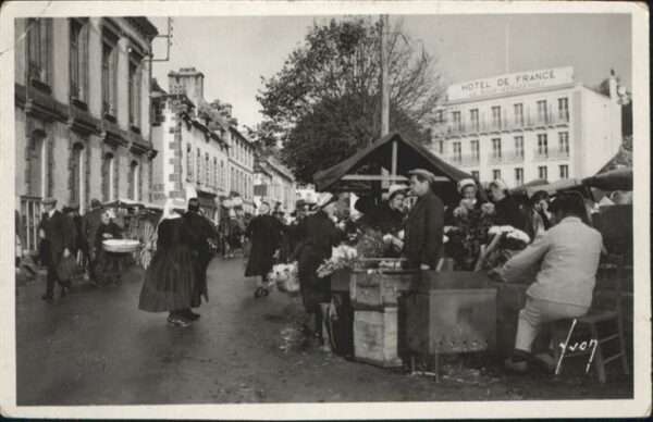 Audierne Finistere Marche Hotel de France