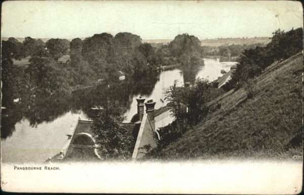 Pangbourne Reach