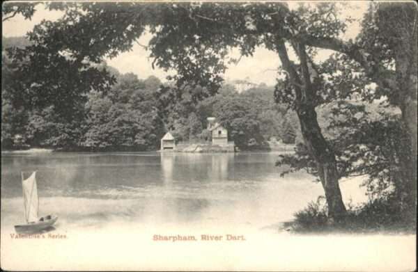 Sharpham River Dart Schiff