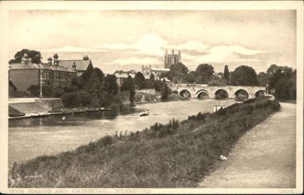 Hereford Bridge Cathedrale Boot