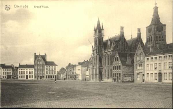 Dixmude Grand Place