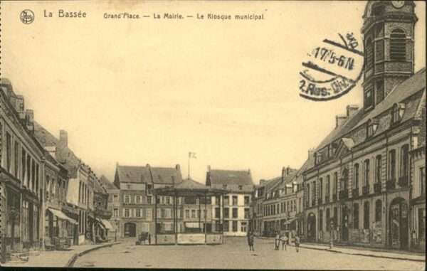 La Bassee Grand Place la Mairie le Kiosque munici