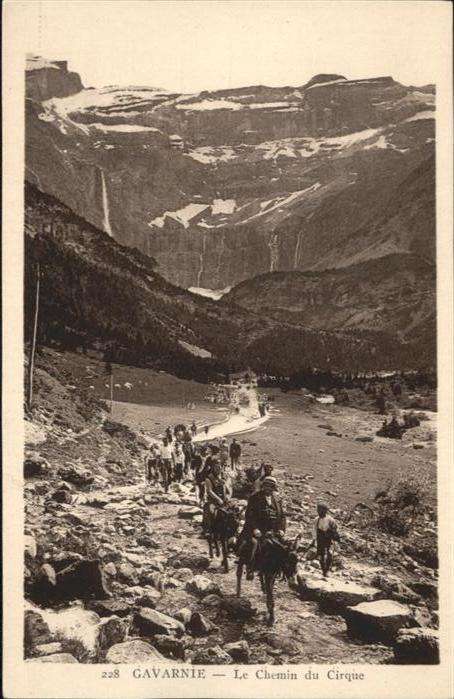 Gavarnie Chemin du Cirque Esel
