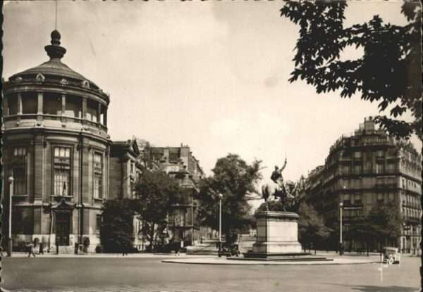 Paris Flanant Musee Guimet Statue Georges Was