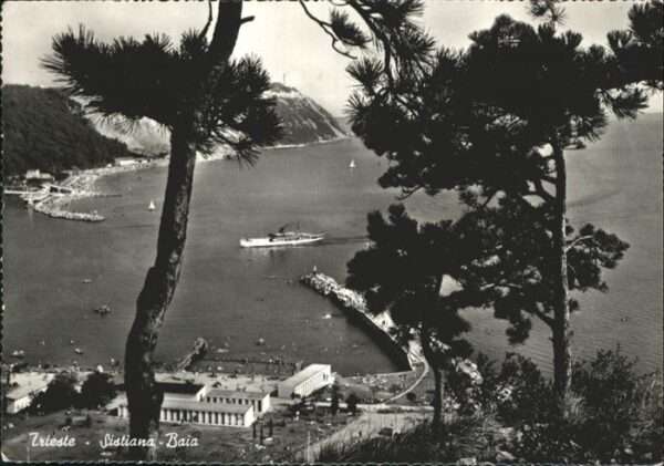 Trieste Sistiana Baia Schiff