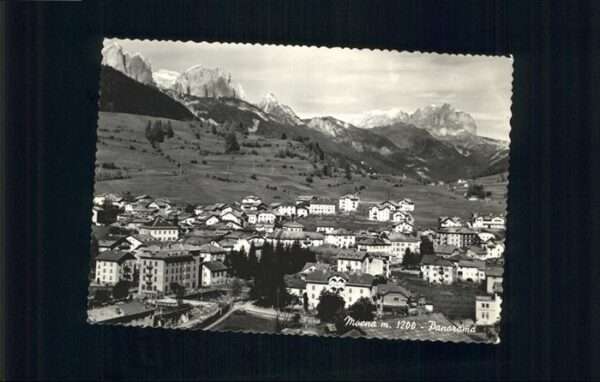 Moena