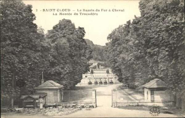 Saint-Cloud Paris bassin du Fer a Cheval
