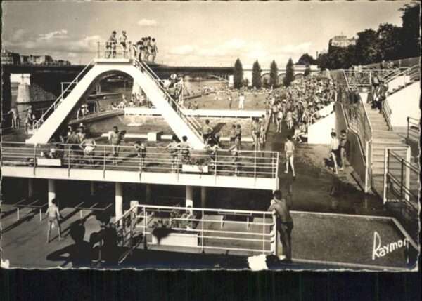 Levallois-Perret Seine
Piscine