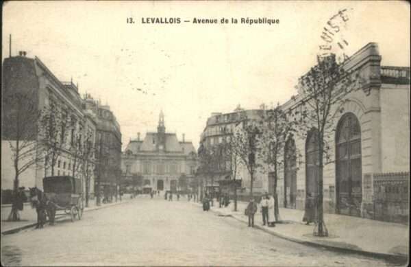 Levallois-Perret Avenue de la Republique