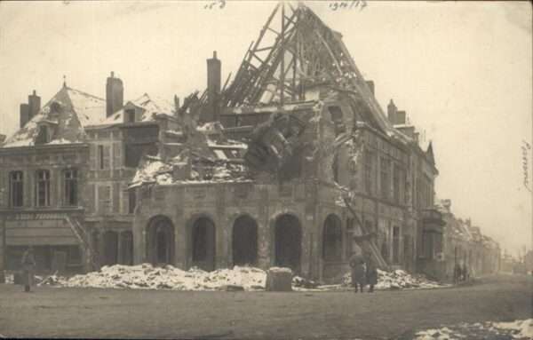 Peronne 80 Somme Trümmerbild