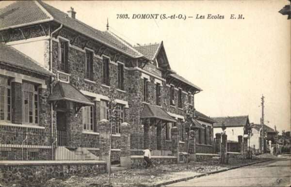 Domont Ecoles E. M.