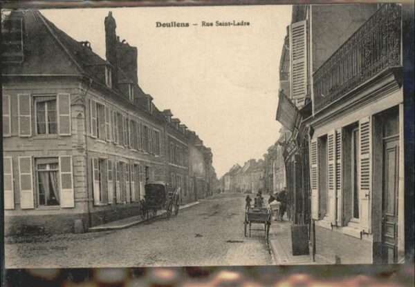 Doullens Somme Rue Saint-Ladre