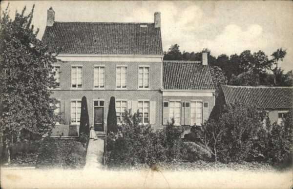 Reningelst Vlaanderen  Pastorie Rene Matton Fotograf
