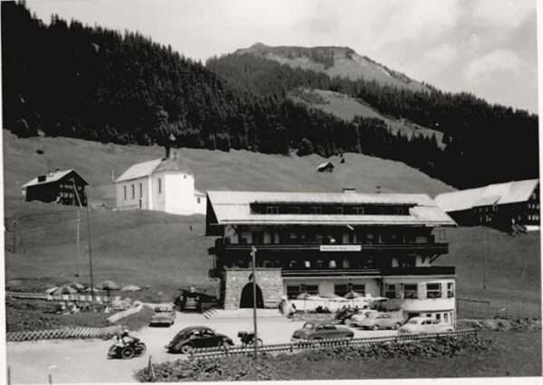 Mittelberg Kleinwalsertal Mittelberg Hotel Baad Kleinwalsertal