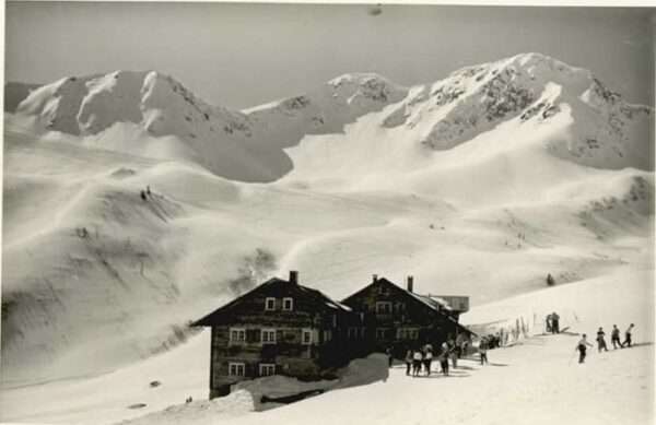 Hirschegg Kleinwalsertal Vorarlberg Hirschegg Schwarzwasserhütte