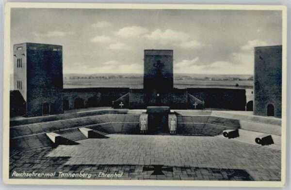 Tannenberg Ostpreussen Tannenberg Ehrenhof Reichsehrermal