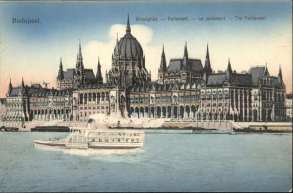 Budapest Parliament Schiff