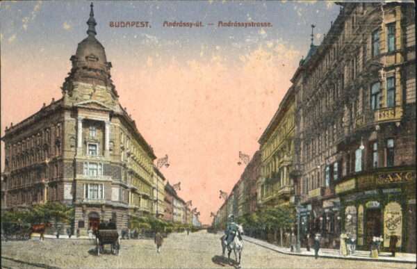 Budapest Andrassystrasse Pferd Kutsche