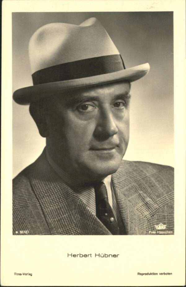 Verlag Ross Nr. Herbert Hübner Hutmode A 3272/1