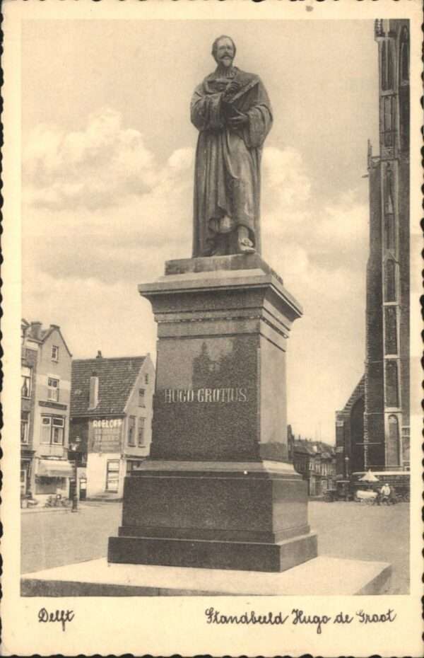 Delft Standbuld Hugo de Groot