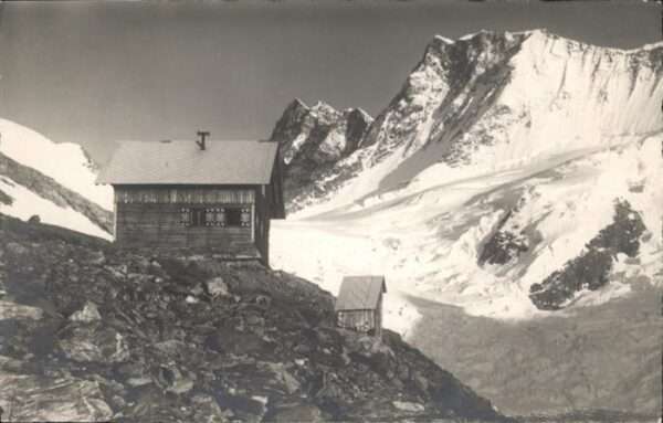 Grindelwald Strahlegghütte Finsteraarhorn