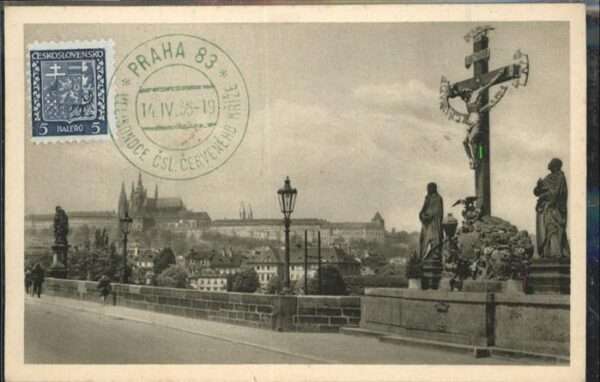 Prag Prahy Prague Kreuz auf Karlsbrücke