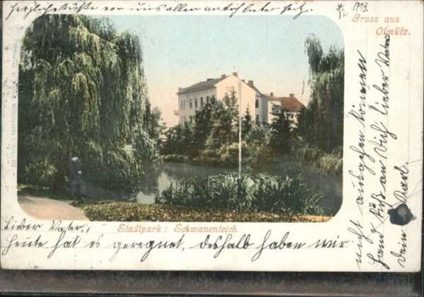 Olmuetz Olomouc Stadtpark Schwanenteich