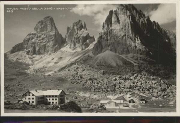 Sassolungo Langkofel Rifugio Passo Sella