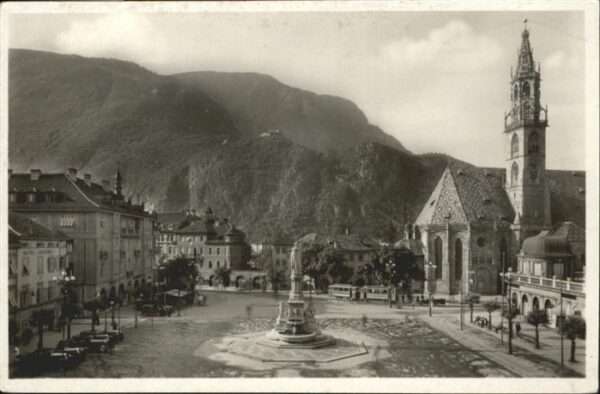 Bolzano Piazza Vittorio Emanuele