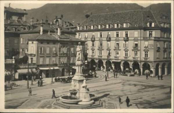 Bozen Suedtirol Plazza Vitt. Emanuele coll Hoter