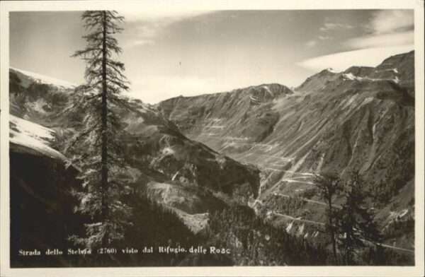 Stilfserjoch Passo dello Stelvio visto dal Rifugio delle Rosa