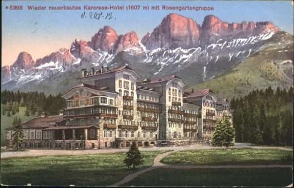 Bozen Suedtirol Karersee Hotel Rosengartengruppe