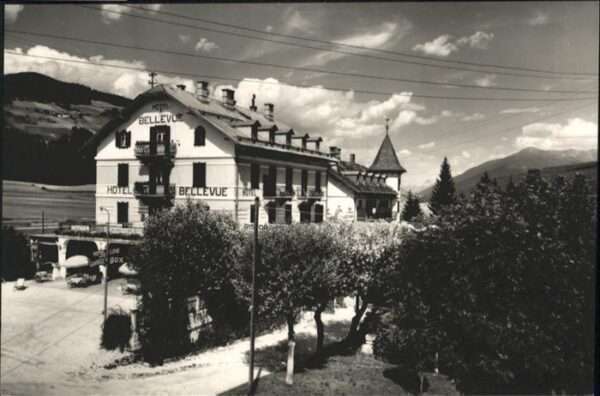 Dobbiaco Pustertal Suedtirol Hotel Bellevue