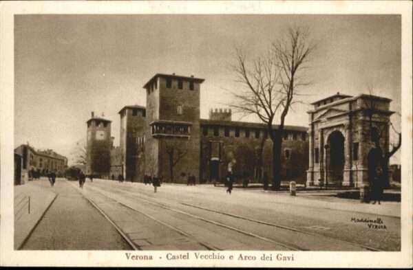 Verona Veneto Castel Vecchio Arco dei Gavi