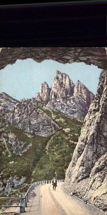 Falzarego Sasso di Stria Dolomiten