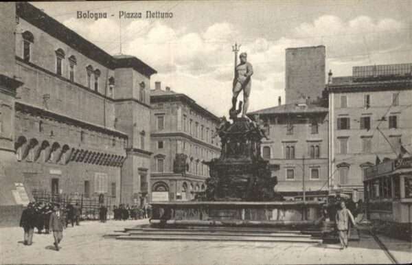 Bologna plazza Nettuno Brunnen