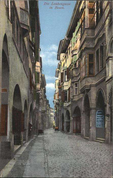 Bozen Suedtirol Laubengasse