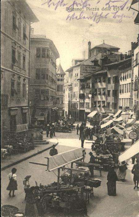 Bolzano Piazza delle Erbe