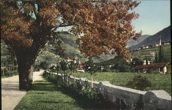 Bozen Suedtirol Wassermauerpromenade Schloss St Anton