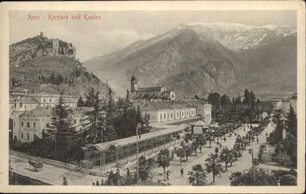 Arco Trentino Kurpark Kasino Kutsche