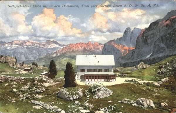Sellajochhaus Dolomiten