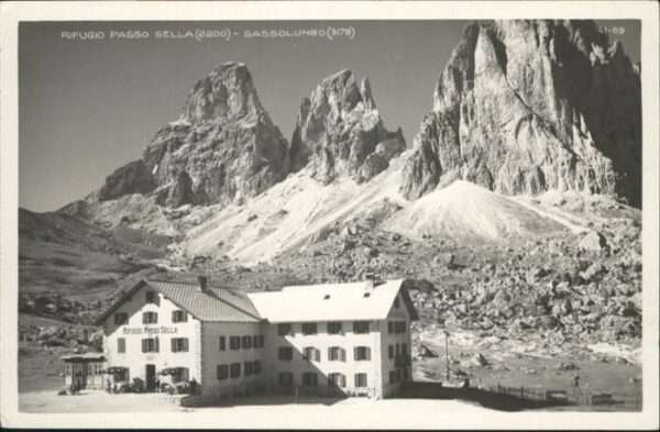 Passo Sella  Sassolungo