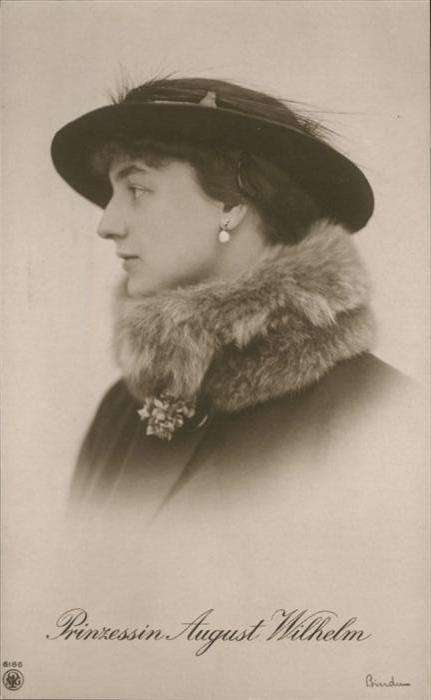 Adel Preussen Prinzessin Alexandra Hutmode