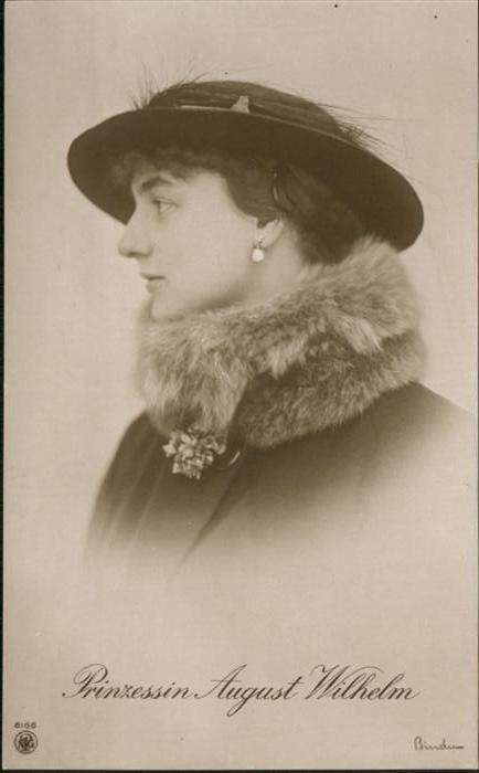 Adel Preussen Prinzessin Alexandra Hutmode
