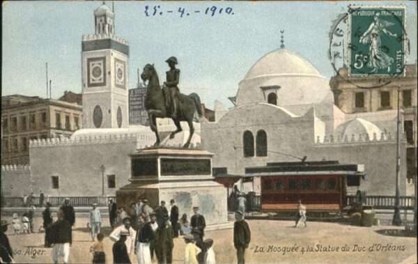 Alger Algerien Strassenbahn Satue Duc Orleans