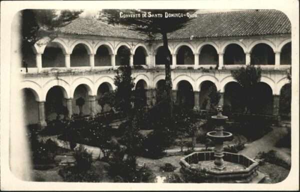 Quito Santo Domingo Brunnen